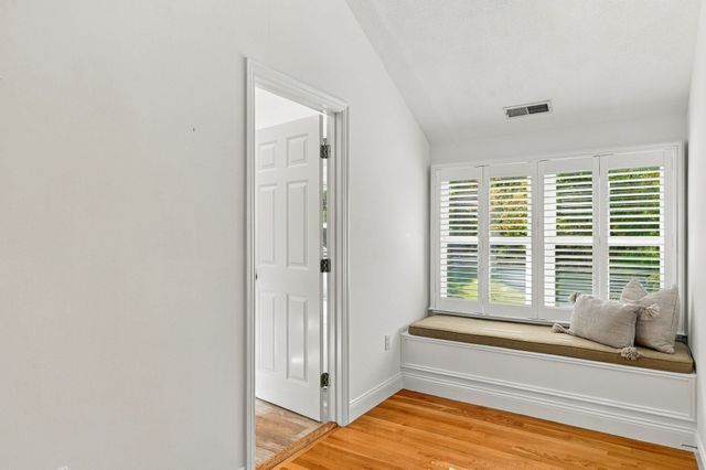 37 Chestnut Street, North Andover, MA 01845