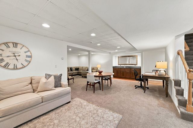 37 Chestnut Street, North Andover, MA 01845