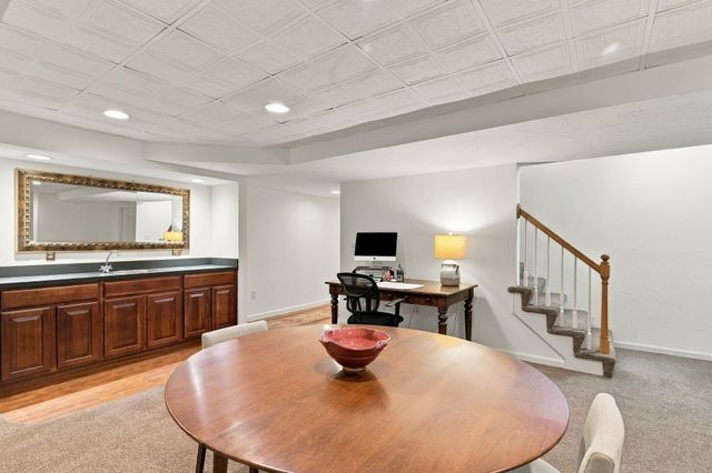 37 Chestnut Street, North Andover, MA 01845