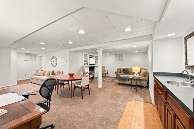 37 Chestnut Street, North Andover, MA 01845
