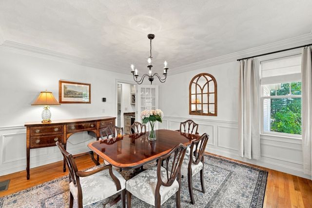 37 Chestnut Street, North Andover, MA 01845