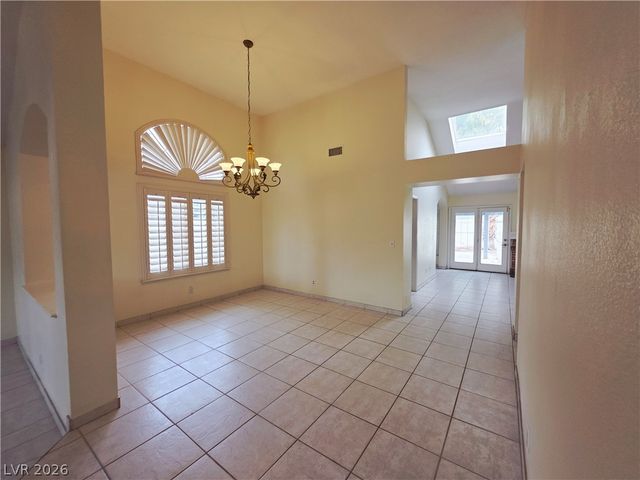 2920 Setting Sun Street, Las Vegas, NV 89117