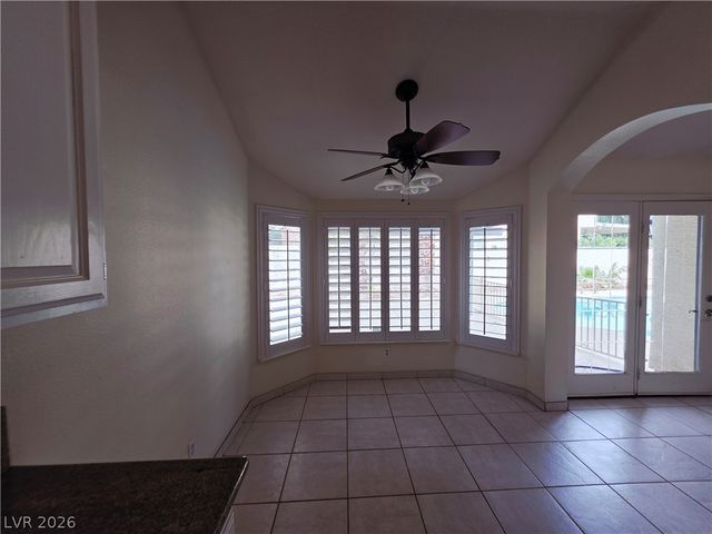 2920 Setting Sun Street, Las Vegas, NV 89117