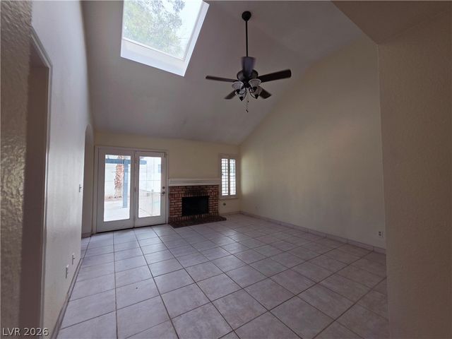 2920 Setting Sun Street, Las Vegas, NV 89117