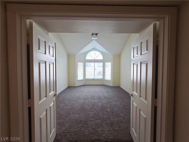 2920 Setting Sun Street, Las Vegas, NV 89117