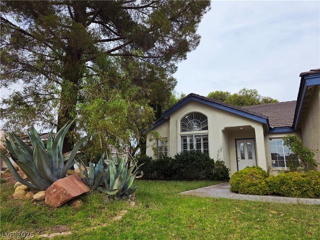 2920 Setting Sun Street, Las Vegas, NV 89117