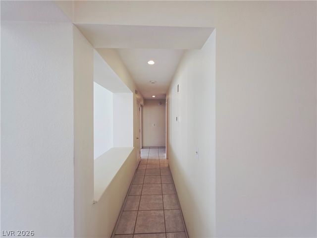 2920 Setting Sun Street, Las Vegas, NV 89117