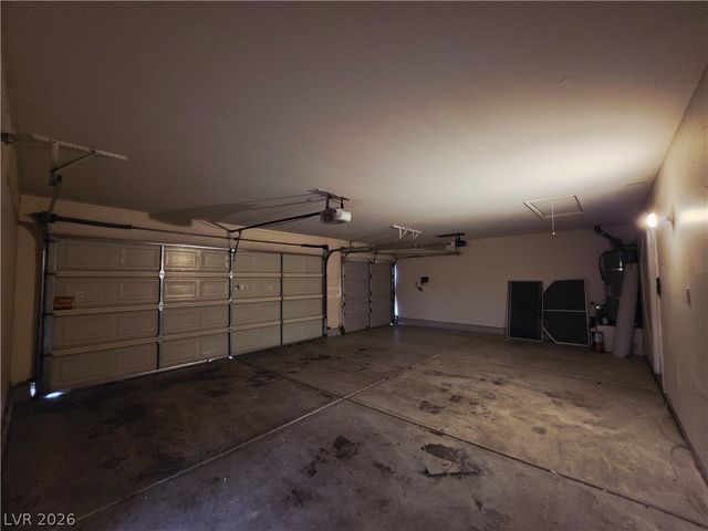 2920 Setting Sun Street, Las Vegas, NV 89117