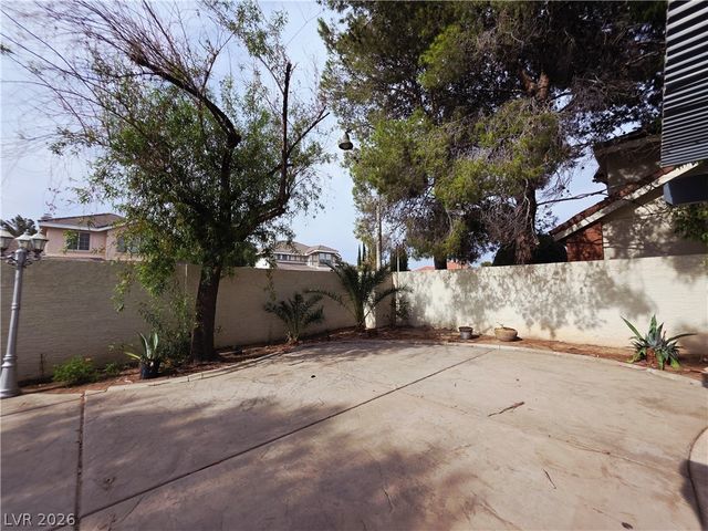 2920 Setting Sun Street, Las Vegas, NV 89117