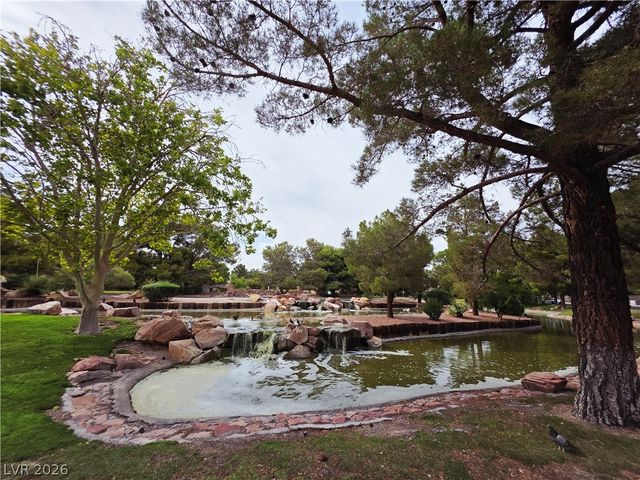 2920 Setting Sun Street, Las Vegas, NV 89117