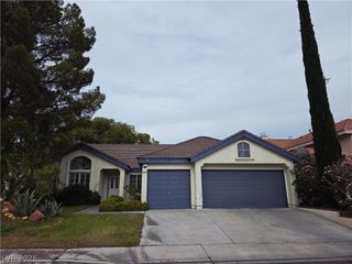 2920 Setting Sun Street, Las Vegas, NV 89117
