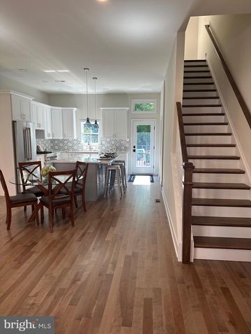 113 THORNTON ST, Newtown, PA 18940