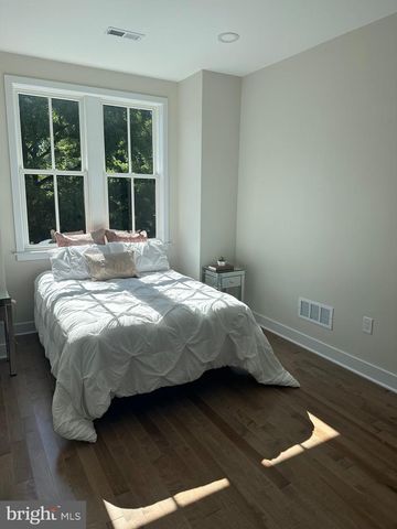 113 THORNTON ST, Newtown, PA 18940