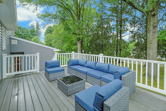7 Stewart Place, Spring Valley, NY 10977