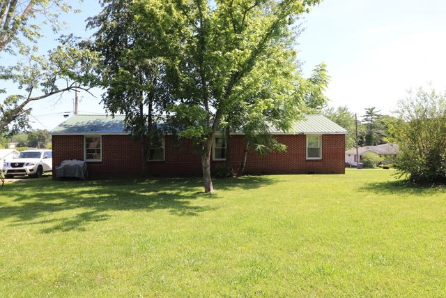 814 W End Ave, Mcminnville, TN 37110