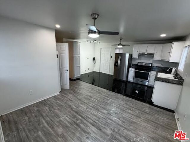 644 E 118th Place, Los Angeles, CA 90059