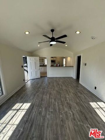 644 E 118th Place, Los Angeles, CA 90059