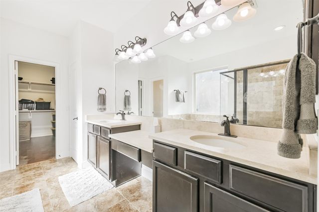 24622 Emerald Pool Falls Drive, Tomball, TX 77375