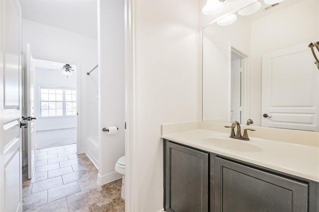 24622 Emerald Pool Falls Drive, Tomball, TX 77375