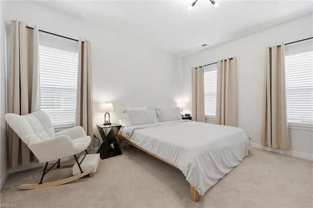 262 Bowler WAY, Smithfield, VA 23430