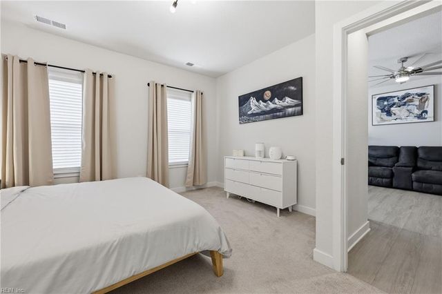 262 Bowler WAY, Smithfield, VA 23430