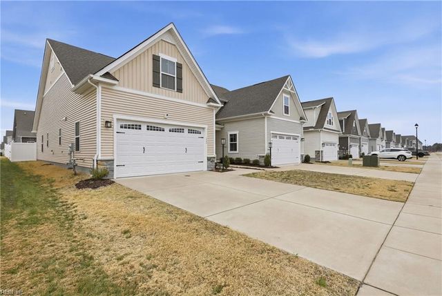 262 Bowler WAY, Smithfield, VA 23430