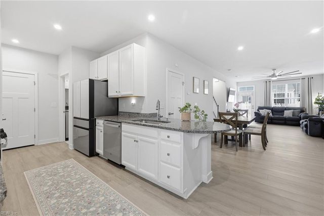 262 Bowler WAY, Smithfield, VA 23430