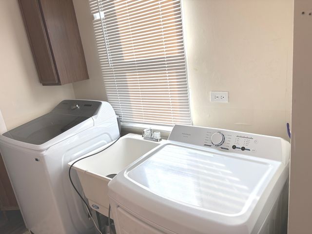 404 N Kinzie Street, Thornton, IL 60476