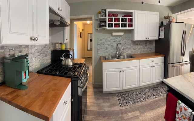 404 N Kinzie Street, Thornton, IL 60476