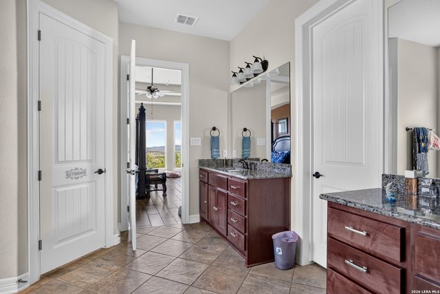 3877 FOX TROT TRL, Bulverde, TX 78163
