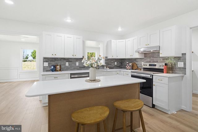 112 SAW MILL RD, Elizabethtown, PA 17022