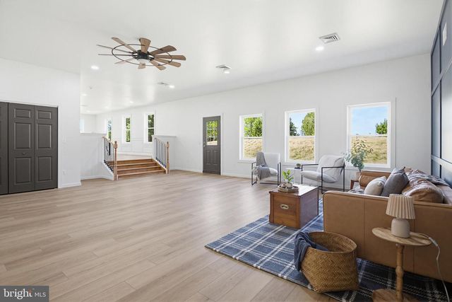 112 SAW MILL RD, Elizabethtown, PA 17022