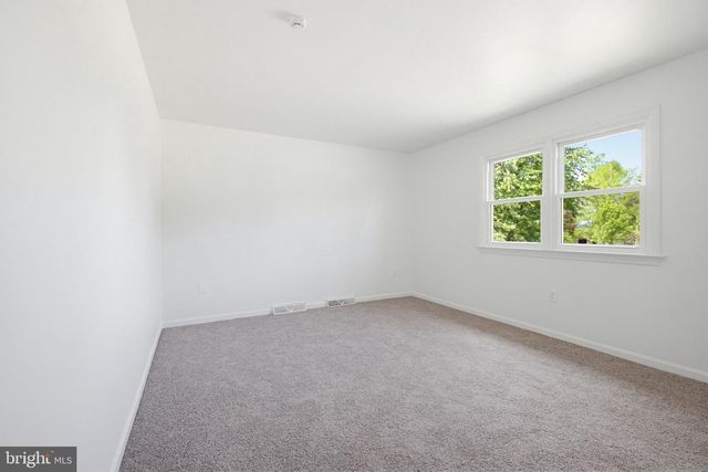 112 SAW MILL RD, Elizabethtown, PA 17022