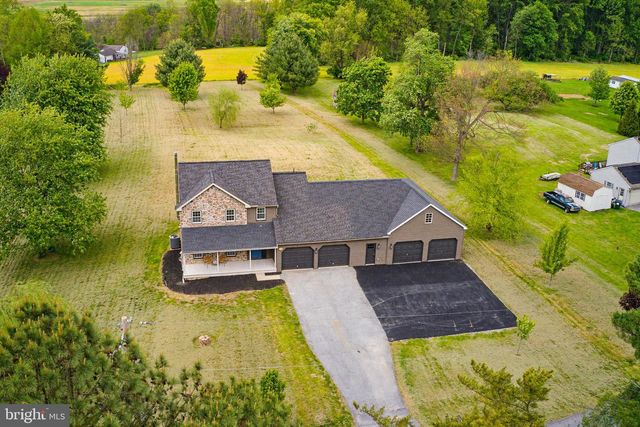112 SAW MILL RD, Elizabethtown, PA 17022