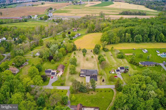 112 SAW MILL RD, Elizabethtown, PA 17022