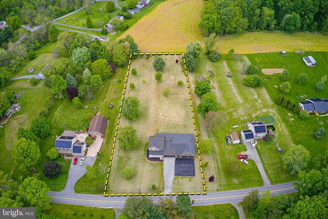 112 SAW MILL RD, Elizabethtown, PA 17022