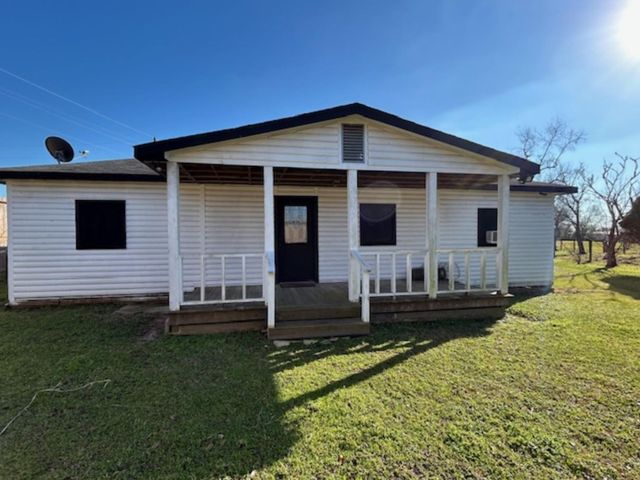 34743 Betka Road, Waller, TX 77484