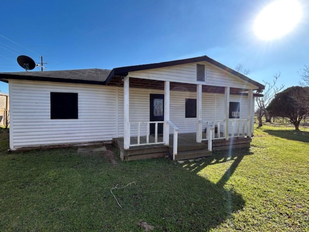 34743 Betka Road, Waller, TX 77484