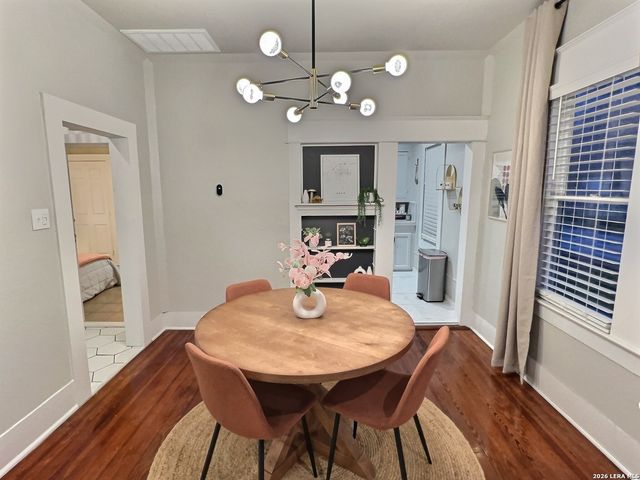 404 W Walnut, Seguin, TX 78155