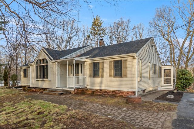 42 Belfield Drive, Johnston, RI 02919