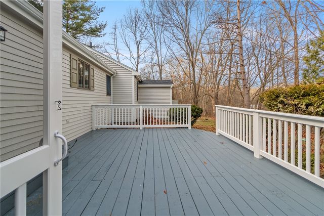 42 Belfield Drive, Johnston, RI 02919