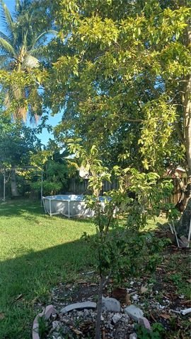 15724 SW 304th Terrace, Homestead, FL 33033