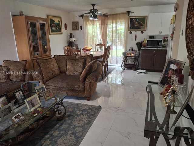 15724 SW 304th Terrace, Homestead, FL 33033
