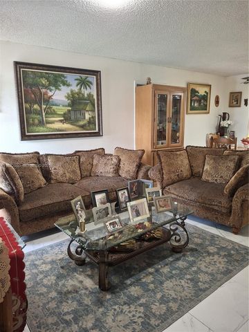 15724 SW 304th Terrace, Homestead, FL 33033