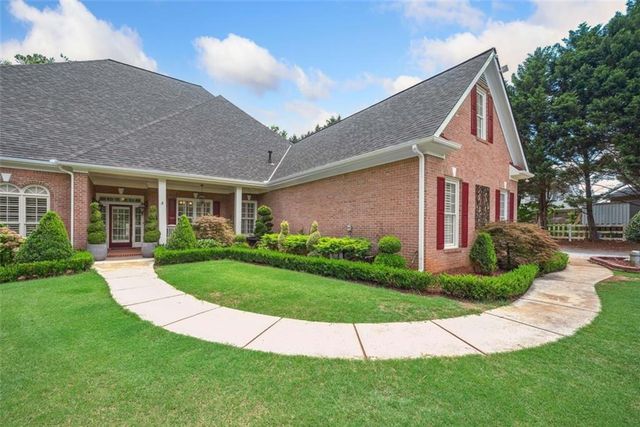 84 Gloster Road NW, Lawrenceville, GA 30044