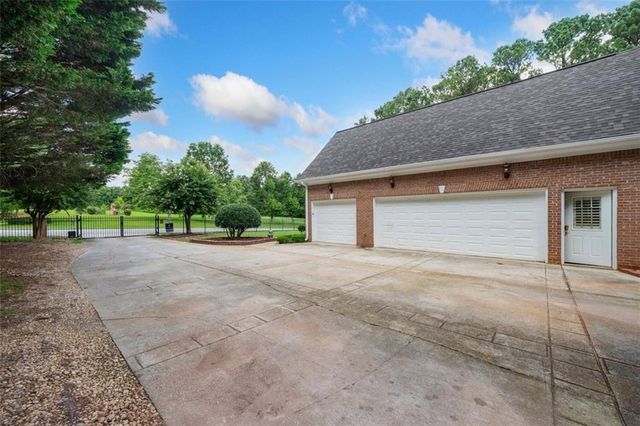 84 Gloster Road NW, Lawrenceville, GA 30044