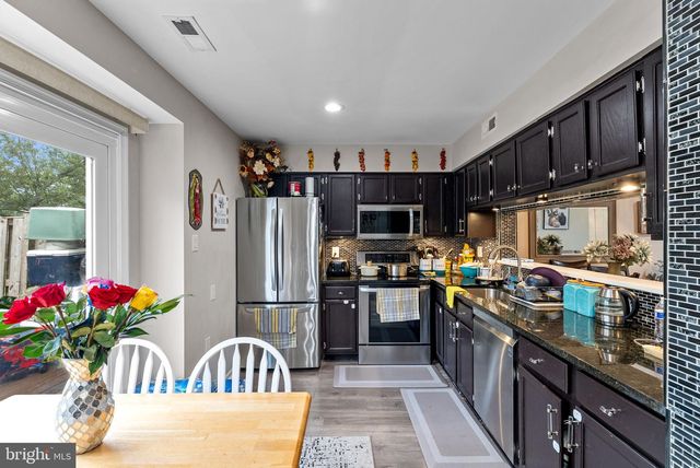 7302 ROKEBY DR, Manassas, VA 20109
