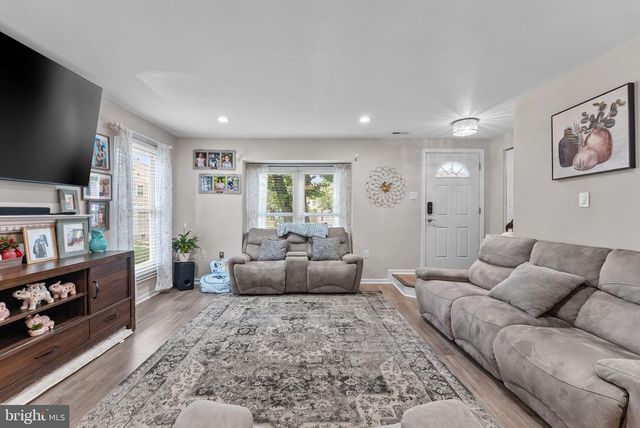 7302 ROKEBY DR, Manassas, VA 20109