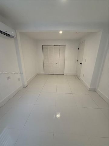 6716 NW 6th Avenue 2, Miami, FL 33150