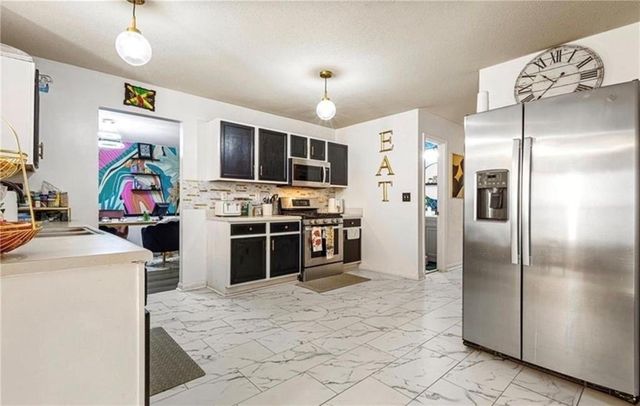 6585 Manor Creek Drive, Douglasville, GA 30135